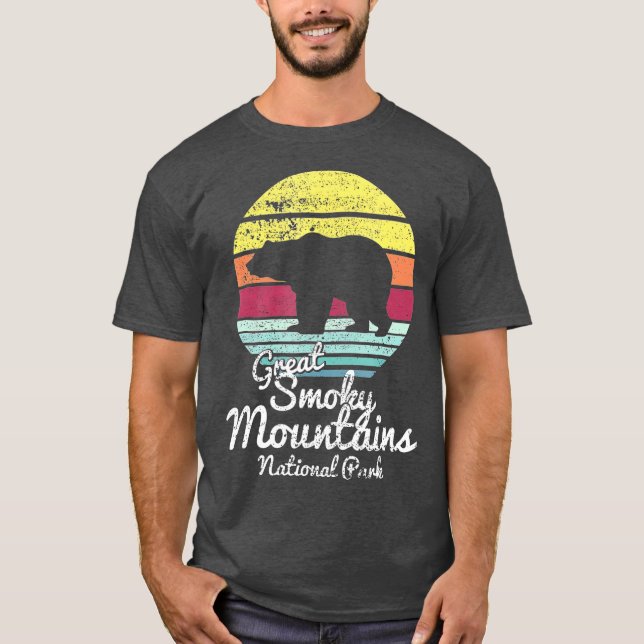 Retro Great Smoky Mountains National Park TN T-Shirt (Front)