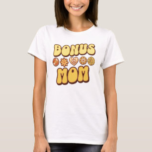 Retro Groovy Bonus Mum 70s Aesthetic Stepmom gift T-Shirt