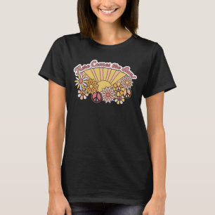 Retro Groovy Here Comes the Sun Vintage Graphic T-Shirt