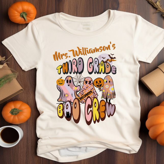 Retro Halloween Ghost Third Grade Teacher Name T-Shirt (Creator Uploaded)