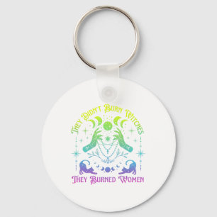 Retro Halloween Motel Shirt Creepy Vintage Haunted Key Ring