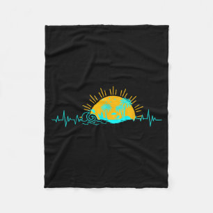 Retro Heartbeat Palm Tree Trocal Beach Island Fleece Blanket