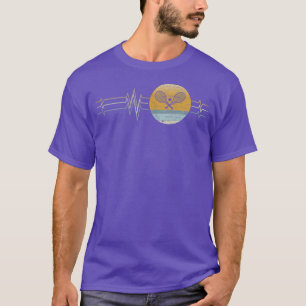 Retro Heartbeat Tennis Sport Lifeline Vintage Gift T-Shirt