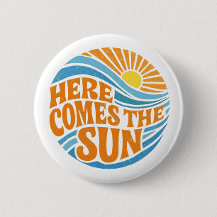 Retro "Here Comes The Sun" Groovy 70s Beach 6 Cm Round Badge