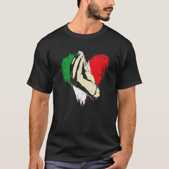 Retro Italian Flag Heart Italy Hand Gesture Italia T-Shirt (Front)