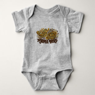Retro Mama Bird Art – 1970s Vintage Nature Illustr Baby Bodysuit