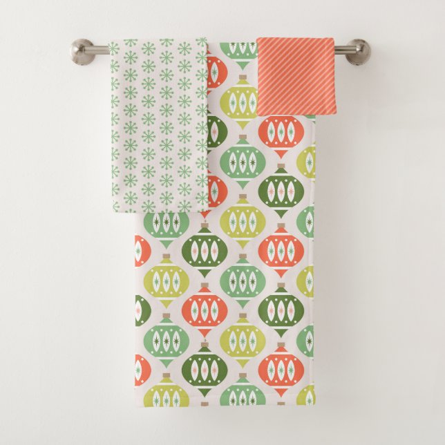 Retro Mid Century Red, Peach & Green Christmas Bath Towel Set (Insitu)