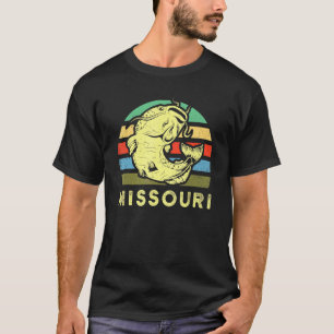 Retro Missouri Catfish Fishing Catfisherman Fisher T-Shirt
