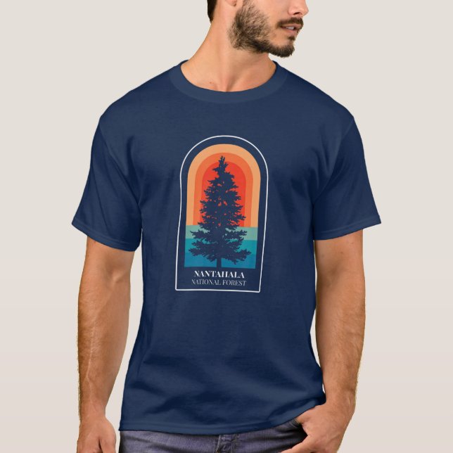 Retro Nantahala National Forest North Carolina Hik T-Shirt (Front)