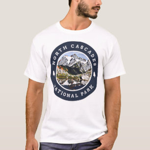Retro North Cascades National Park Washington Hiki T-Shirt