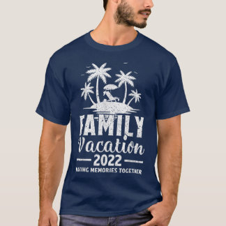 Retro Palm Tree Family Vacation 2022 Beach Sunset  T-Shirt