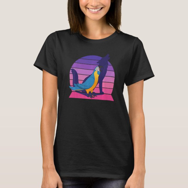 Retro Parrot I Howling Wolf I Screaming Blue Macaw T-Shirt (Front)