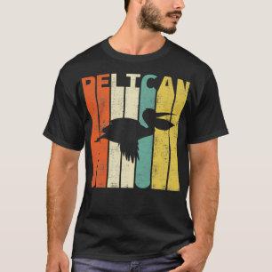 Retro Pelican Bird Waterbird Sea Gift T-Shirt
