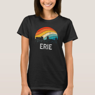 Retro Pennsylvania Erie Skyline Vintage Urban Skys T-Shirt