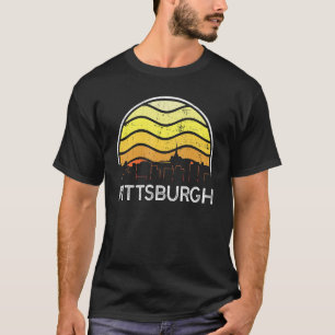 Retro Pennsylvania Pittsburgh Visitors Skyline Vin T-Shirt