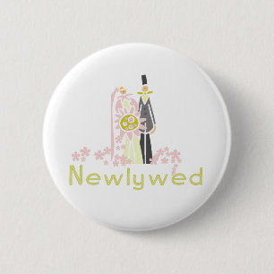Retro Pink and Green Newlywed 6 Cm Round Badge