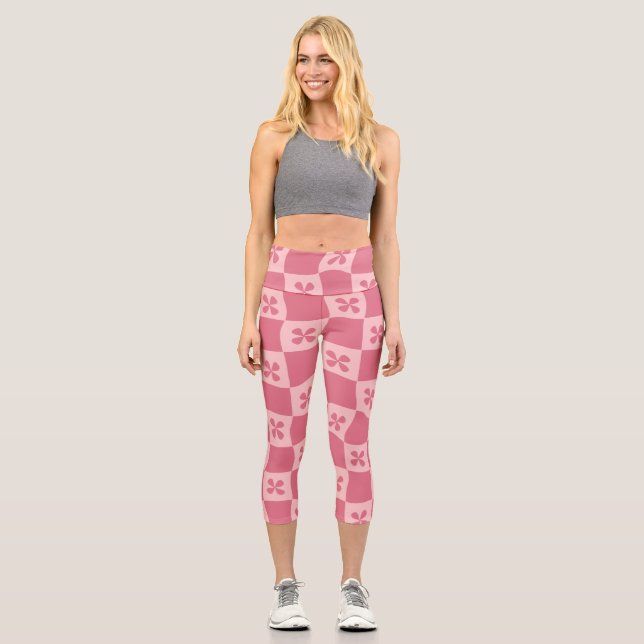 Retro Pink Chequered Floral Pattern Capri Leggings (Front)
