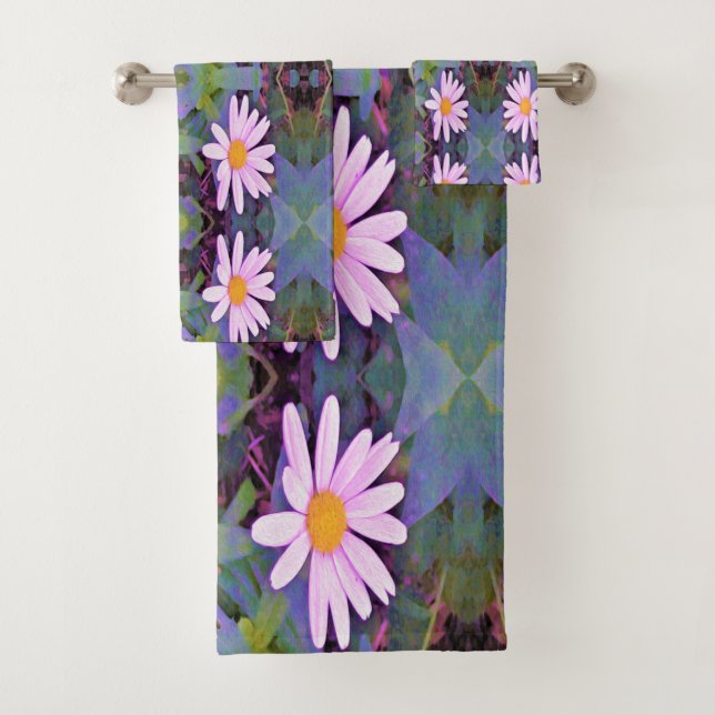 Retro Pink Daisy Flower Pattern Bath Towel Set (Insitu)