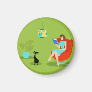 Retro Reading Woman Round Magnet