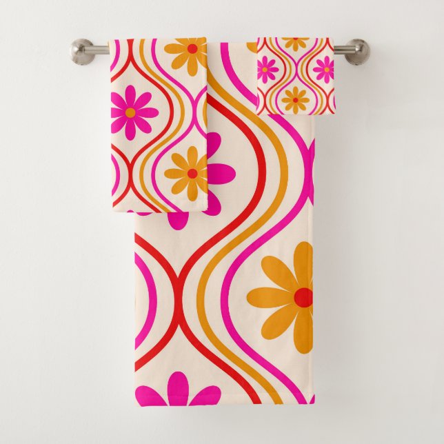 Retro Red Pink Orange Flowers on Ogee Pattern  Bath Towel Set (Insitu)