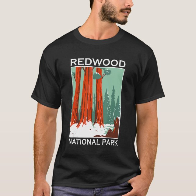 Retro Redwood National Park Outdoor Camping Souven T-Shirt (Front)