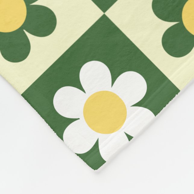 Retro Sage Green and Cream Daisy Chequerboard  Fleece Blanket (Corner)