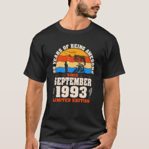 Retro September 1993 29 Year Old Fishing 29th Bir T-Shirt