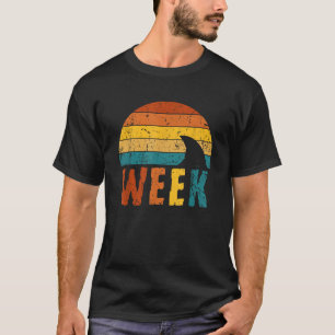 Retro Shark Fin 70s 80s Week Cool Sharks Ocean Ani T-Shirt