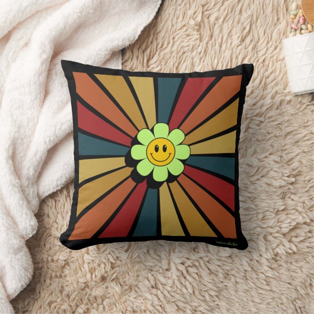 Retro Smiley Flower Throw Pillow (Blanket)