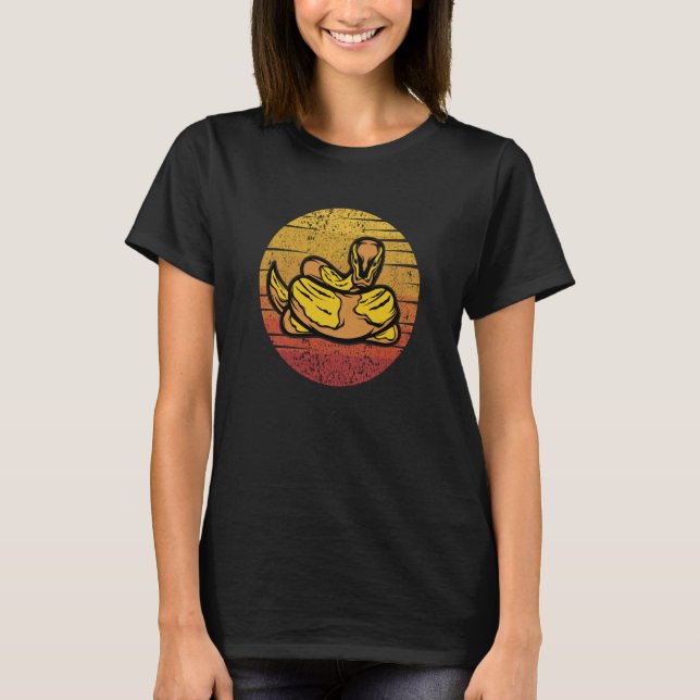 Retro Snake Owner Snake Pythonidae Banana Ball Pyt T-Shirt (Front)