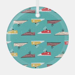 Retro sneakers: vintage seamless pattern. glass tree decoration