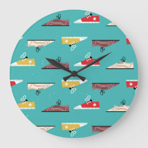 Retro sneakers: vintage seamless pattern. large clock