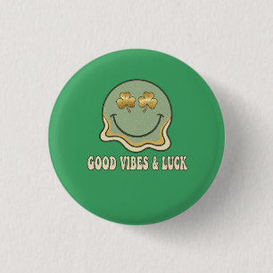 Retro St. Patrick's Day Good Vibes & Luck Smiley 3 Cm Round Badge