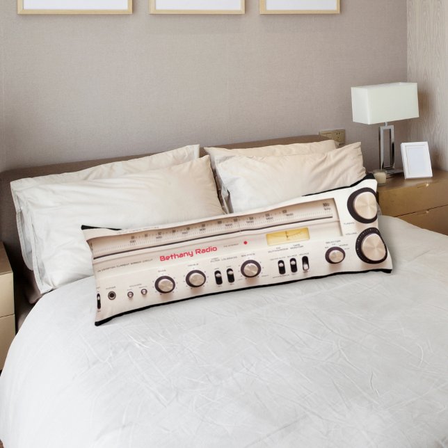 Retro Stereo Tuner Body Cushion (Creator Uploaded)