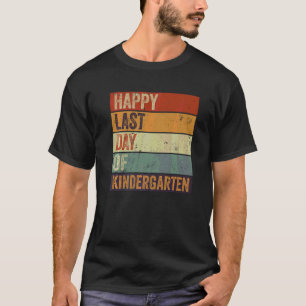 Retro Style Happy Last Day Of Kindergarten Teacher T-Shirt
