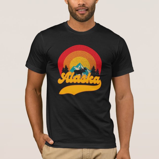 Retro Sunset Alaska Juneau Moose 0Mountains T-Shirt (Front)