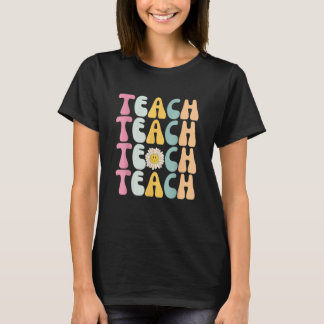 Retro Teacher Teaching Students Women Inspirationa T-Shirt