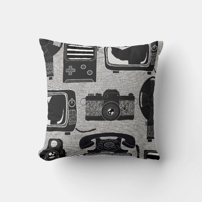 Retro technology cushion (Front)