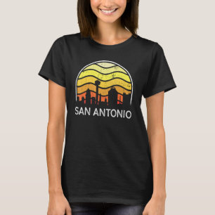 Retro Texas San Antonio Visitors Skyline Vintage U T-Shirt