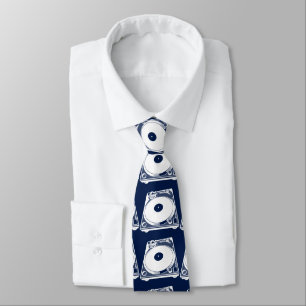 Retro Turntable Graphic in White Tie