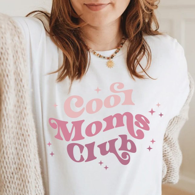Retro typography mum mama gift mother colourful fu T-Shirt (Creator Uploaded)