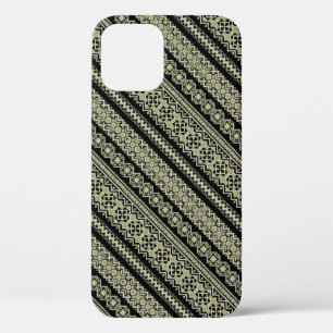 Retro ukrainian pattern iPhone 12 case