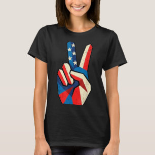 Retro usa flag peace sign hand 4th of july T-Shirt