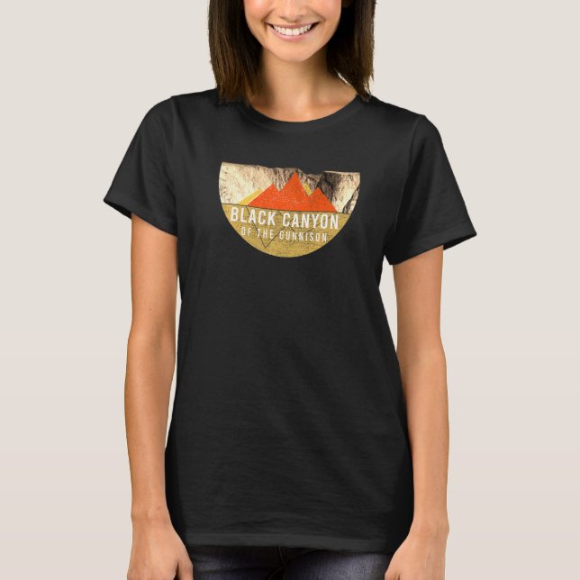 Retro Usa Mountain  Black Canyon Gunnison National T-Shirt (Front)