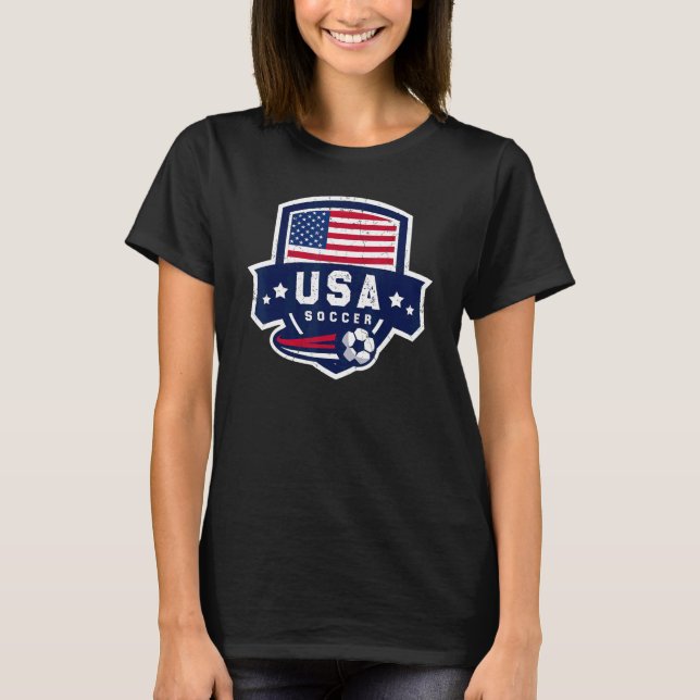 Retro USA Soccer Team   American Flag Patriotic Me T-Shirt (Front)
