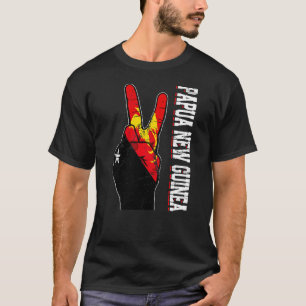 Retro Victory Two Fingers Papua New Guinea Flag Pa T-Shirt