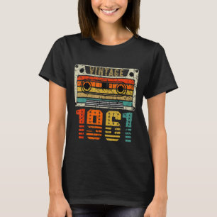 Retro Vintage 1961 62nd Birthday T-Shirt