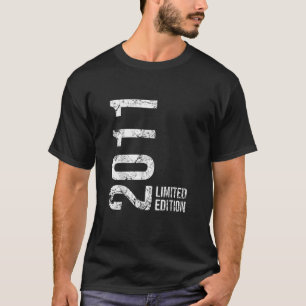Retro Vintage 2011 11th Birthday 11 Years old Bo T-Shirt