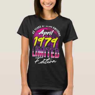 Retro Vintage April 1979 Men Women Born In 1979 Bd T-Shirt