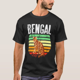 Retro Vintage Bengal Cat Designs Present T-Shirt
